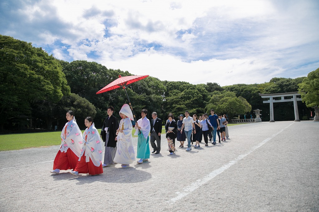 護国神社 福岡 の結婚式 神社挙式会場 Juno ジュノ ウェディングドレスレンタル