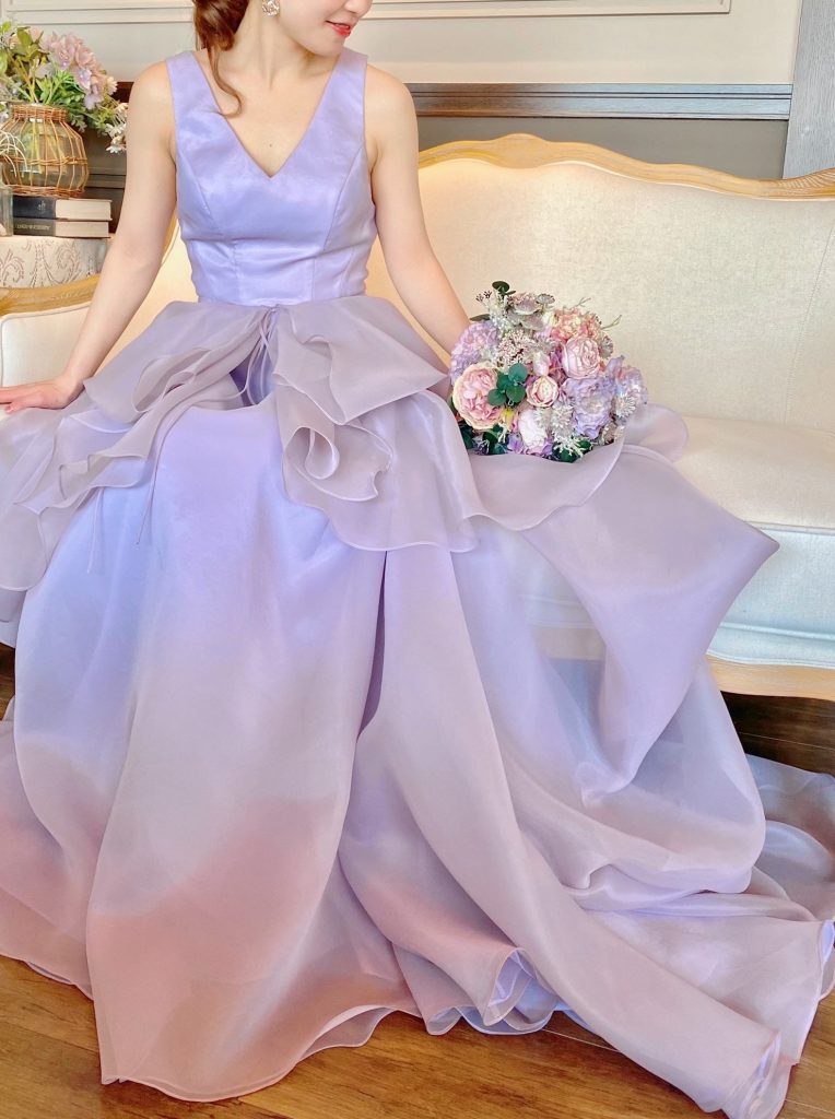 ラベンダーのカラードレスで大人フェミニンな花嫁様へ | JUNO(ジュノ 