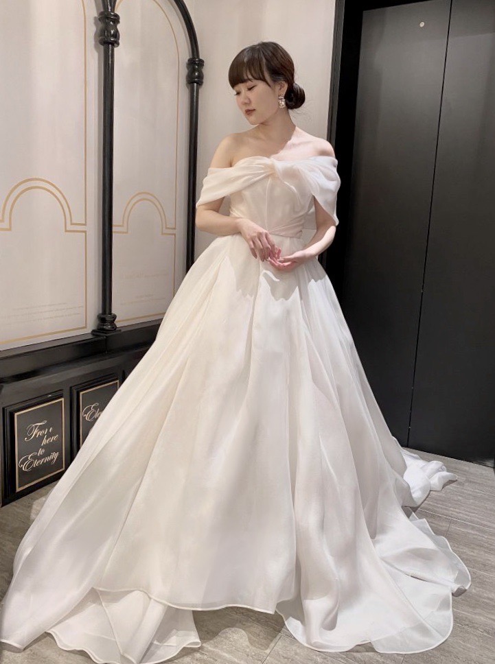 ウェディングドレス  Aライン カラードレス 結婚式ドレスC26Sサイズ