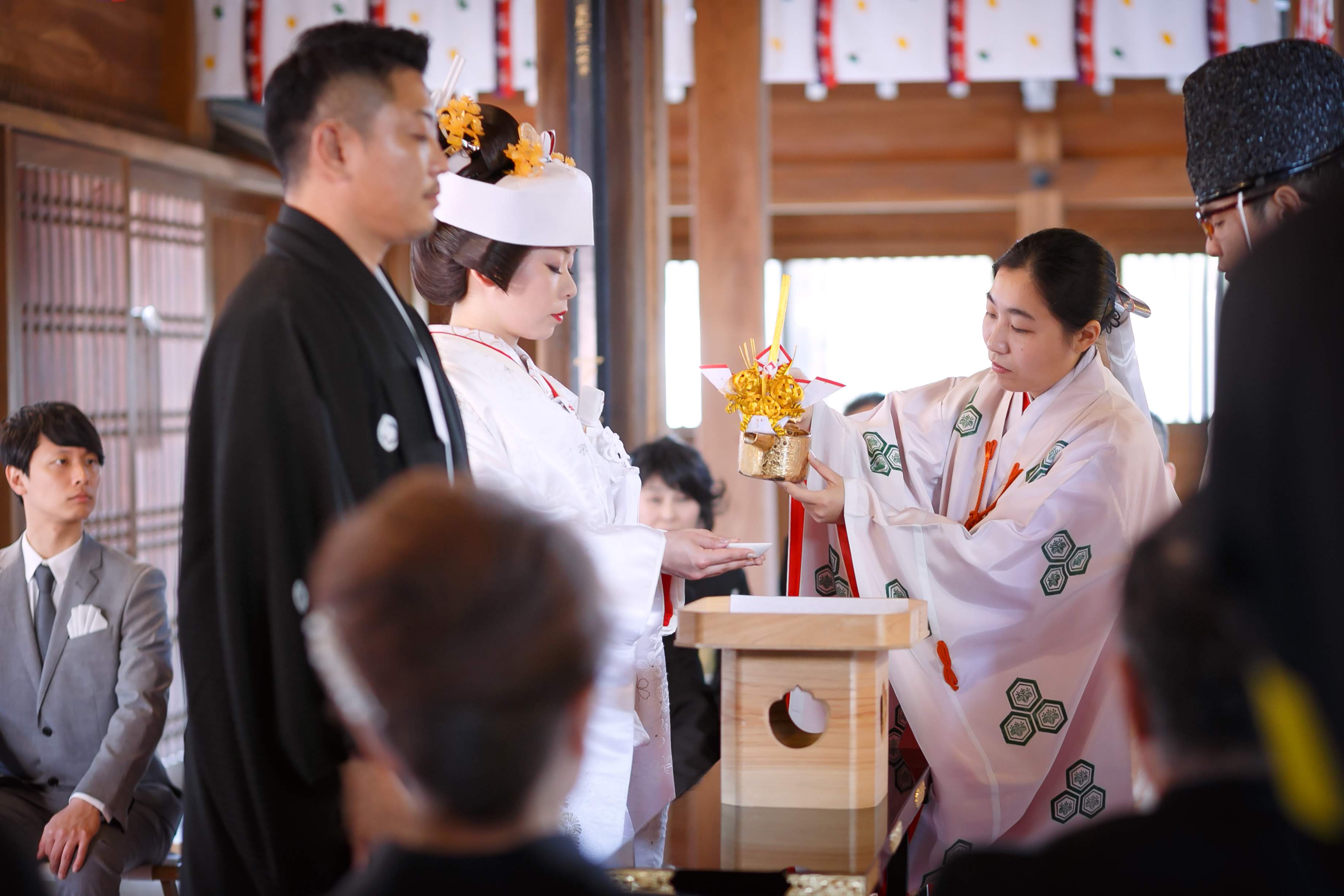 櫛田神社 福岡 の結婚式 神社挙式会場 Juno ジュノ ウェディングドレスレンタル