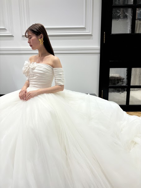 VIKTOR&ROLF mariage No.003-20671 Aライン　フラワーモチーフ