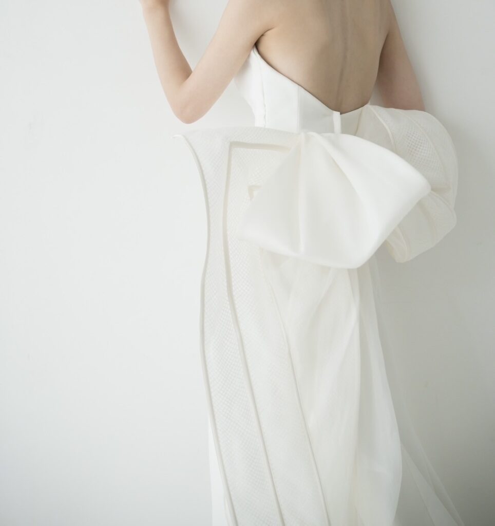 ANTONIO RIVA　アントニオ リーヴァ　wedding weddingdress ウェディングドレス　VENERE　べネーレ　スレンダーライン　JUNO　ジュノ