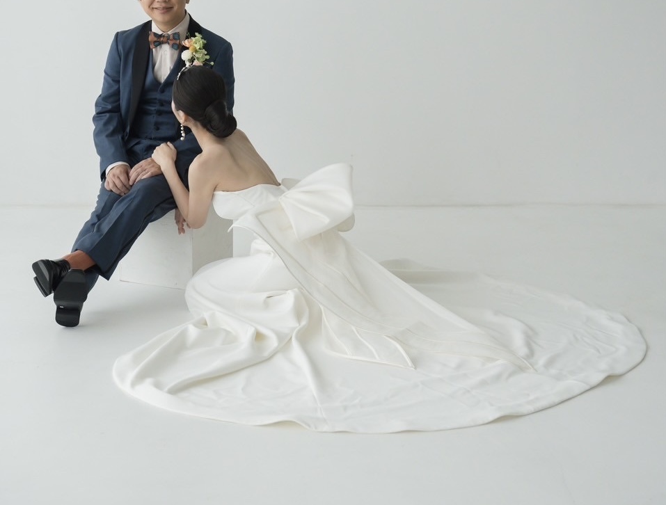 ANTONIO RIVA　アントニオ リーヴァ　wedding weddingdress ウェディングドレス　VENERE　べネーレ　スレンダーライン　JUNO　ジュノ